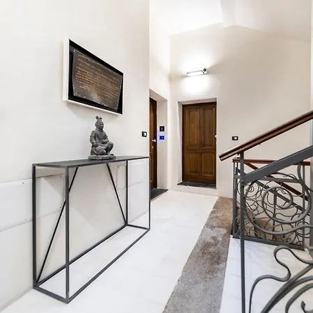 Appartement Deluxe In Palazzo Storico - Centro - Olbia