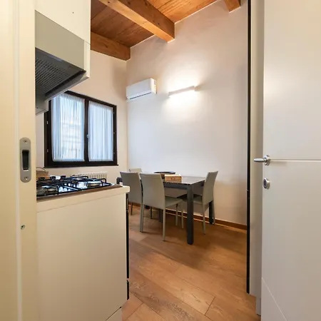Apartment Deluxe In Palazzo Storico - Centro - Olbia *