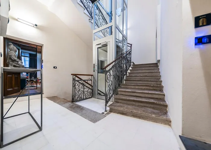 Deluxe In Palazzo Storico - Centro - Olbia