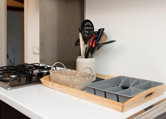 Deluxe In Palazzo Storico - Centro - Olbia Apartament *