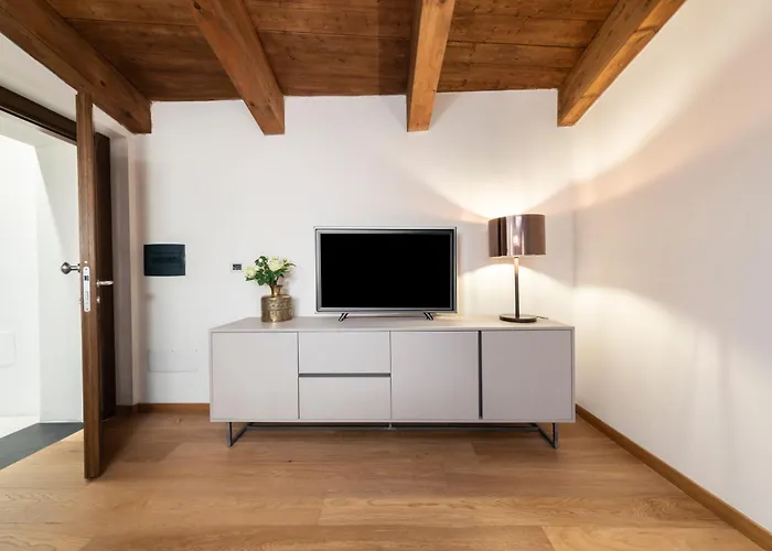 Deluxe In Palazzo Storico - Centro - Olbia Sassari