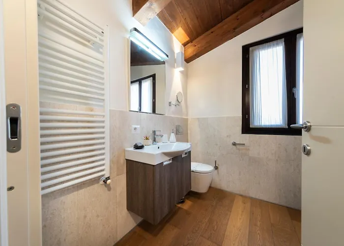 Deluxe In Palazzo Storico - Centro - Olbia Appartement *